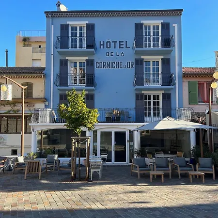 De La Corniche D'or 3*