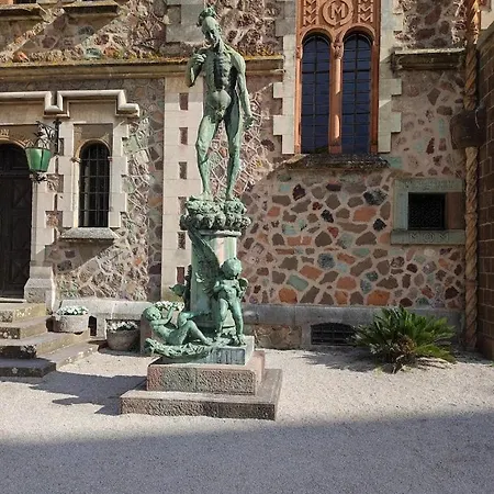 Boutique De La Corniche D'or