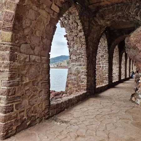 Boutique De La Corniche D'or Hotell Mandelieu