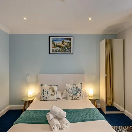 Hotel De La Corniche D'or 3*