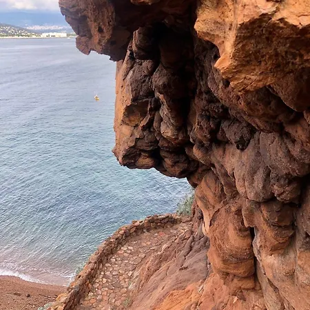 De La Corniche D'or
