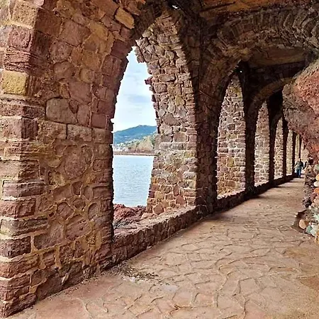 Boutique De La Corniche D'or Szálloda