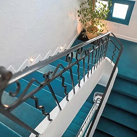 Boutique De La Corniche D'or Szálloda 3*