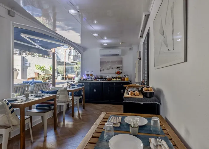 De La Corniche D'or 3* Mandelieu