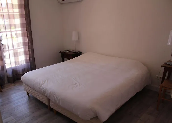 Hotel Boutique De La Corniche D'or 3*